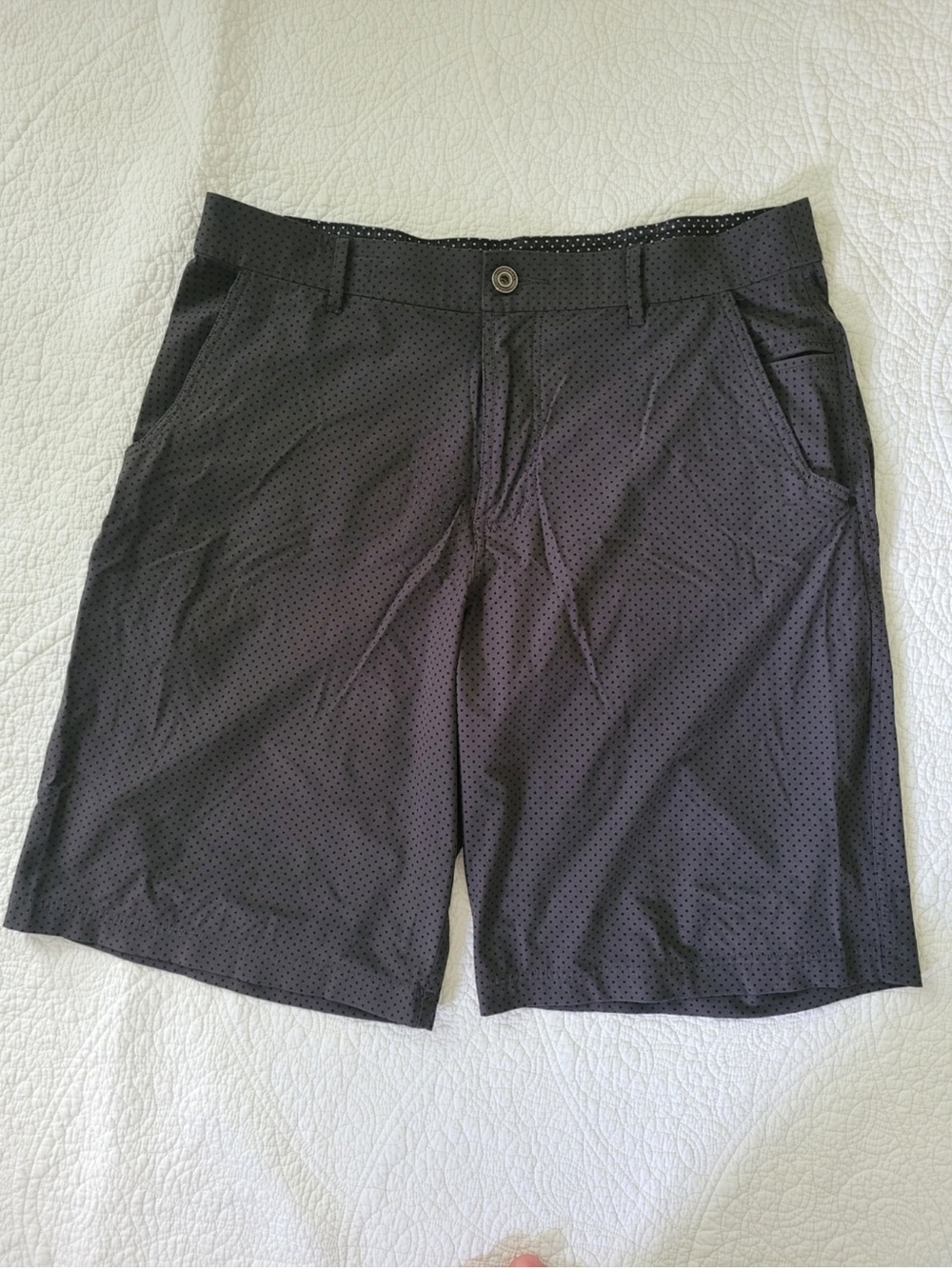 Lululemon Athletica Shorts Mens Gray Black Polka Dot